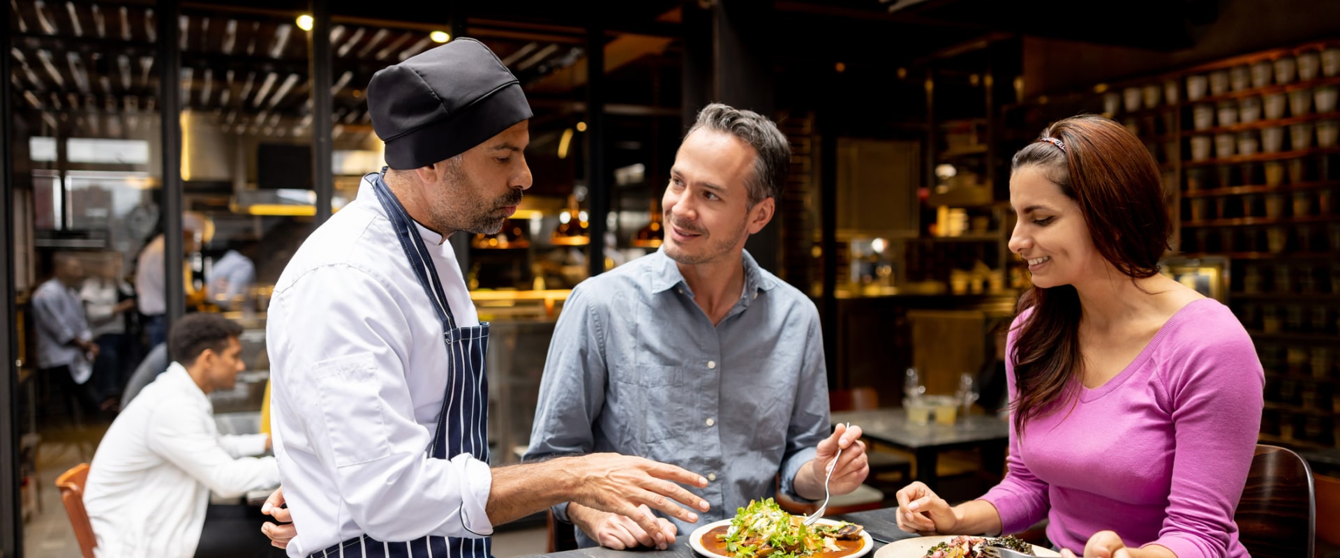 How does food and beverage affect tourism?